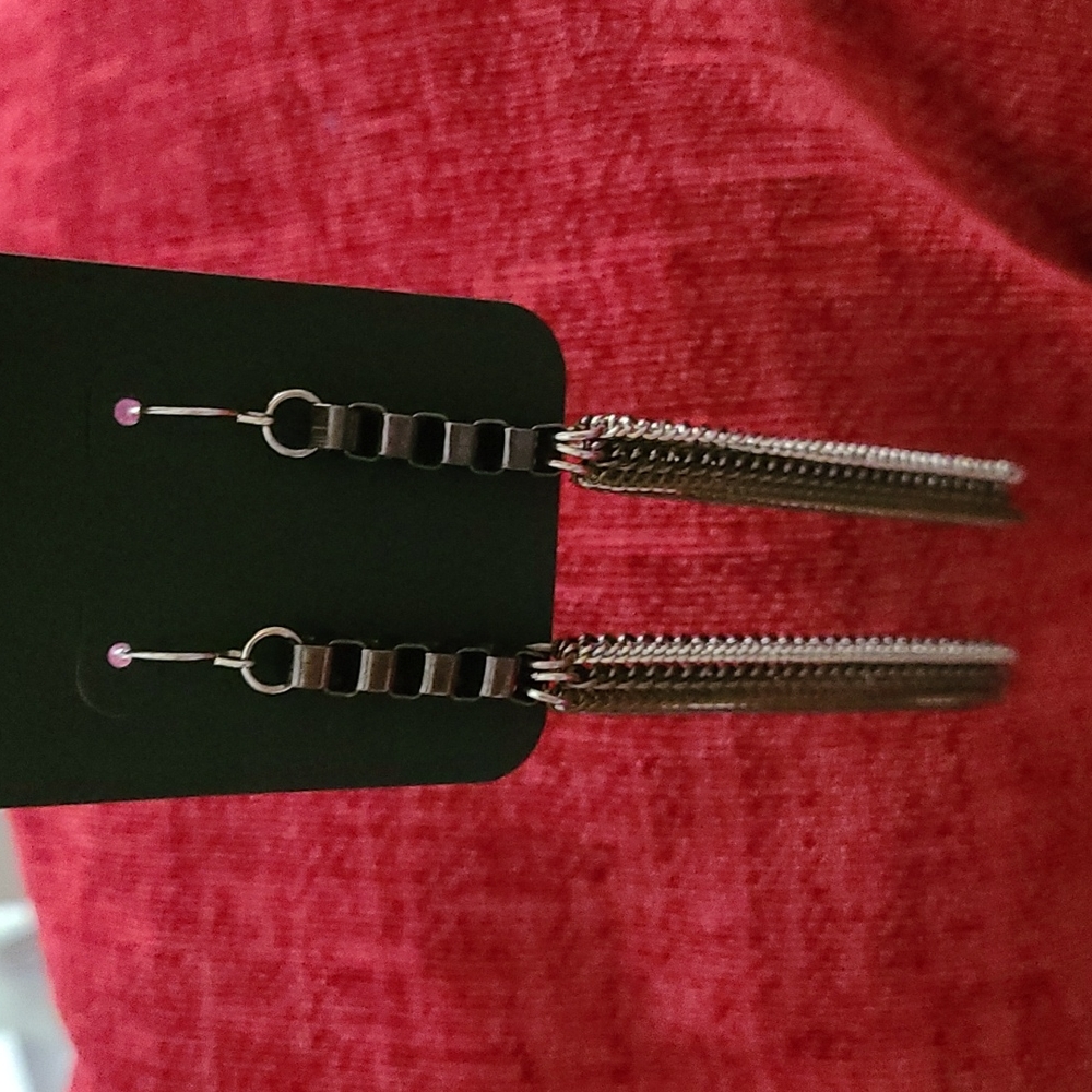 Chain earrings - Picture 3 of 4